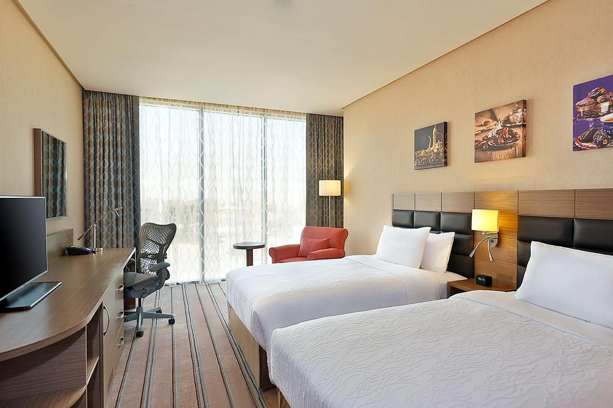 Hilton Garden Inn Tabuk Exterior photo