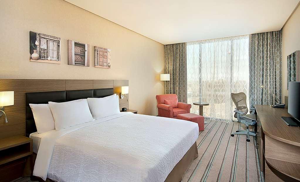 Hilton Garden Inn Tabuk Room photo